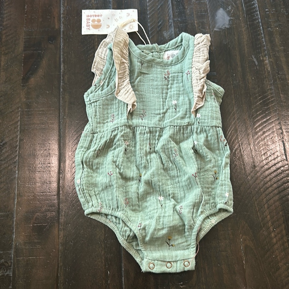 NWT Dot Dot Smile Baby Onesie
